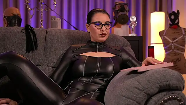 kelly kent online show from 12-29-24, 05:12