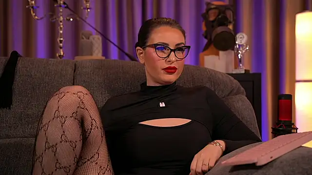 kelly kent online show from 01-30-25, 01:22