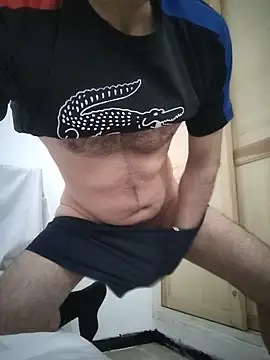 Snapshot of Manuel_Ferrara96 chatting on 05-21-26, 07:26 Manuel Ferrara96 online show from 05-21-26, 07:26