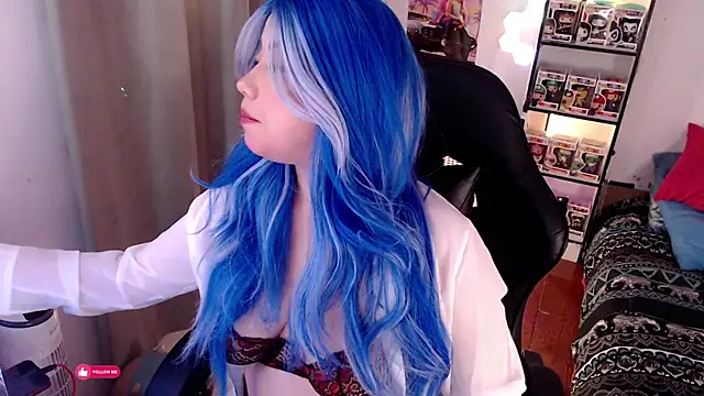 Snapshot of Emmy_Ruiz chatting on 12-05-25, 12:41 Emmy Ruiz online show from 12-05-25, 12:41