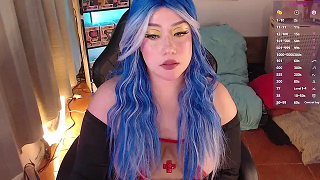 Emmy Ruiz online show from 03-04-26, 02:06