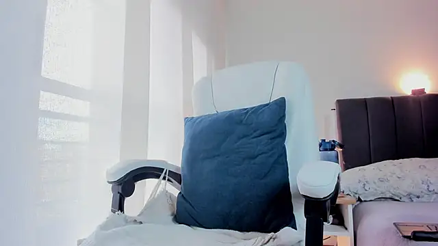 catimore online show from 09-12-25, 04:29