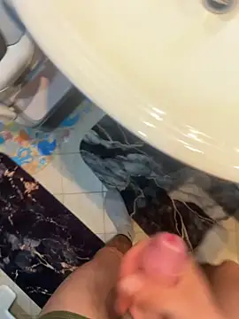 Snapshot of Pardalin112 chatting on 03-11-26, 05:30 Pardalin112 online show from 03-11-26, 05:30