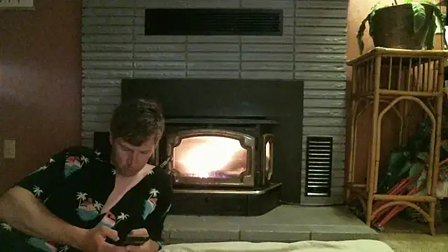 MormonPineapples online show from 03-18-25, 04:26