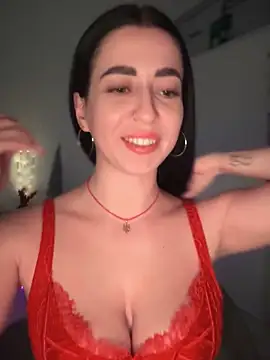 Emylia online show from 12-11-24, 09:34