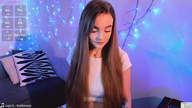 xwiuiwx online show from 02-22-25, 07:36