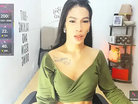 Trixie Mattel21 online show from 03-02-26, 12:46