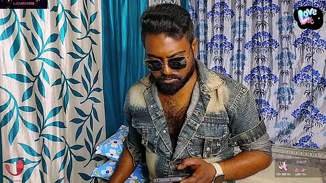 Snapshot of BLACK---MAMBA chatting on 01-02-25, 11:41 BLACK---MAMBA online show from 01-02-25, 11:41