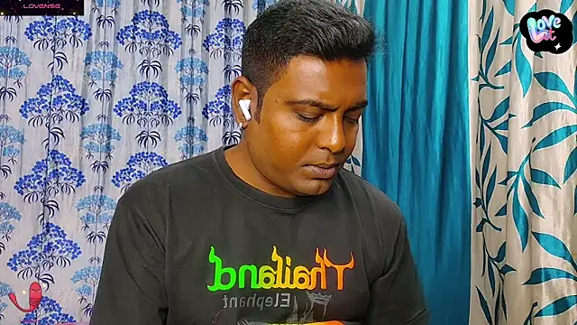 Snapshot of BLACK---MAMBA chatting on 03-21-25, 03:57 BLACK---MAMBA online show from 03-21-25, 03:57