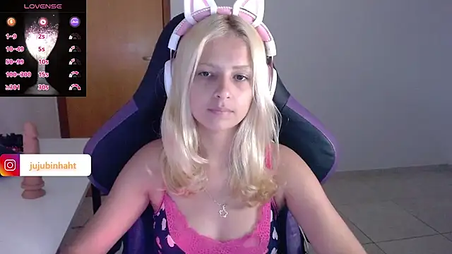 Snapshot of jujubinhahot chatting on 01-31-25, 09:59 jujubinhahot online show from 01-31-25, 09:59