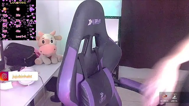 Snapshot of jujubinhahot chatting on 03-01-25, 09:48 jujubinhahot online show from 03-01-25, 09:48