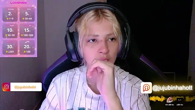 Snapshot of jujubinhahot chatting on 10-18-25, 02:25 jujubinhahot online show from 10-18-25, 02:25