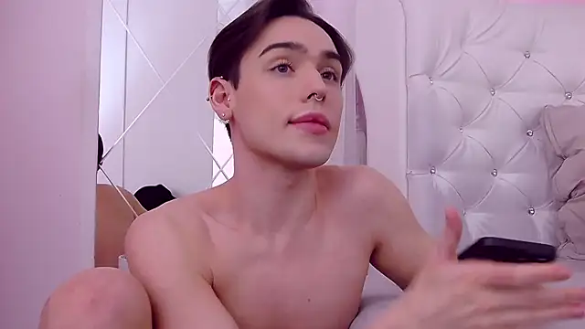 RobbyCharming online show from 01-17-25, 10:56