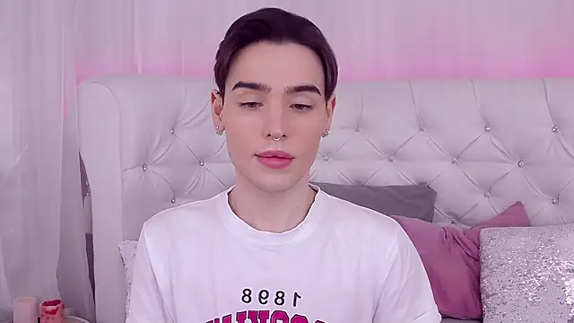 RobbyCharming online show from 02-09-25, 07:41