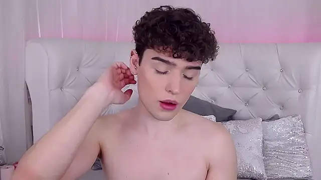 RobbyCharming online show from 10-19-25, 03:51