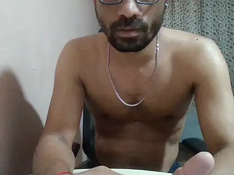 Snapshot of sexx4 chatting on 05-14-26, 06:15 sexx4 online show from 05-14-26, 06:15