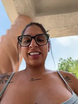 charlotte stevenss  online show from 04-10-26, 05:39