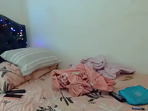 gooddes303salome online show from 10-03-25, 01:02