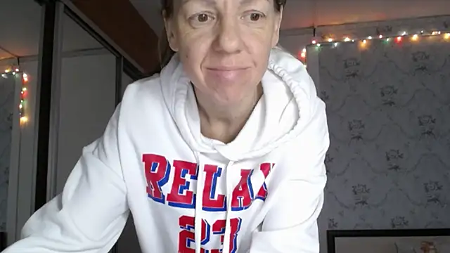 Snapshot of Popppka chatting on 02-19-26, 02:46 Popppka online show from 02-19-26, 02:46