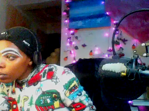 Snapshot of Anaconda2350 chatting on 06-19-26, 03:38 Anaconda2350 online show from 06-19-26, 03:38