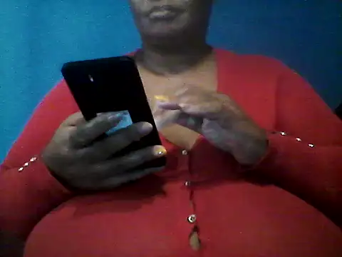 CUTEFIRMMELONSS online show from 02-25-25, 12:13