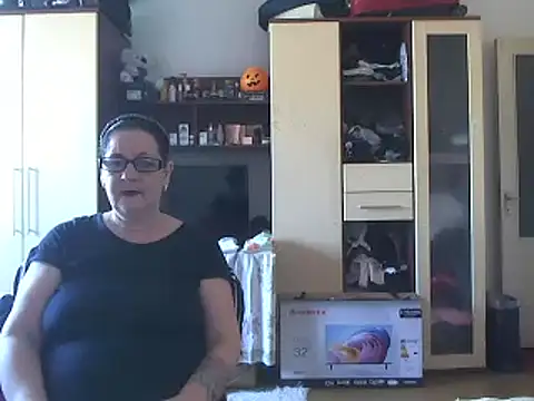 Snapshot of CarlaRaysa69 chatting on 03-04-25, 11:08 CarlaRaysa69 online show from 03-04-25, 11:08