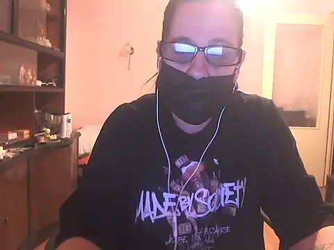 Snapshot of CarlaRaysa69 chatting on 01-12-26, 10:04 CarlaRaysa69 online show from 01-12-26, 10:04