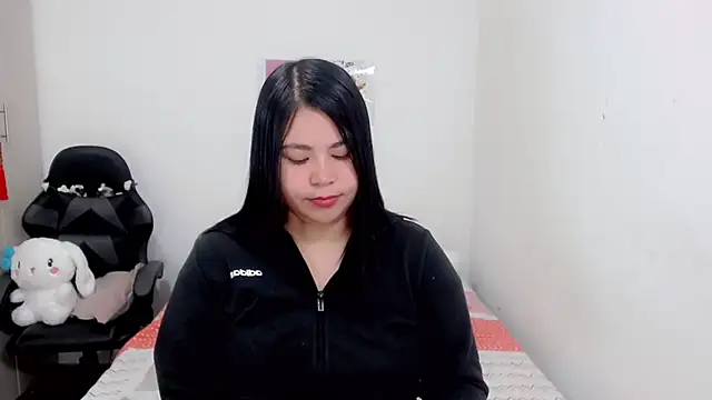 Youlittlepervertt  online show from 03-05-25, 12:38