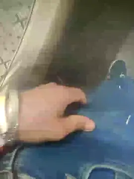 Deshilund9 online show from 01-27-25, 07:14