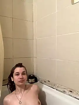 Snapshot of Carina_E chatting on 01-16-26, 08:29 Carina E online show from 01-16-26, 08:29