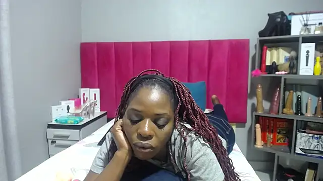 Shaniko89 online show from 11-02-25, 06:43