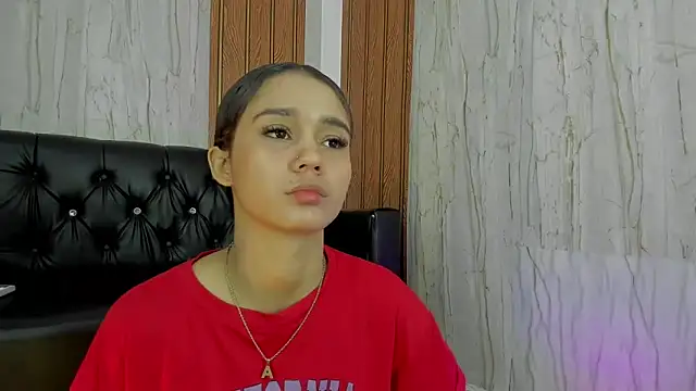 MarianaManzur online show from 10-28-25, 03:04