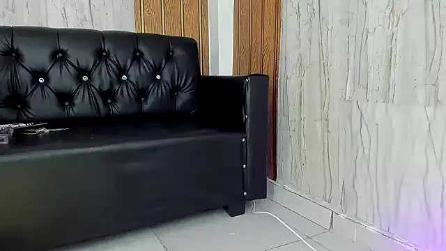 MarianaManzur online show from 11-10-25, 05:12