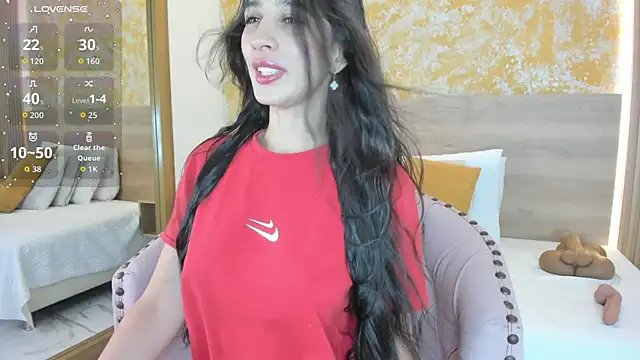 Valentina Ross  online show from 11-28-25, 11:24