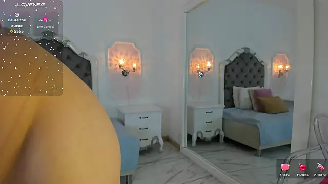 Valentina Ross  online show from 05-06-26, 12:32