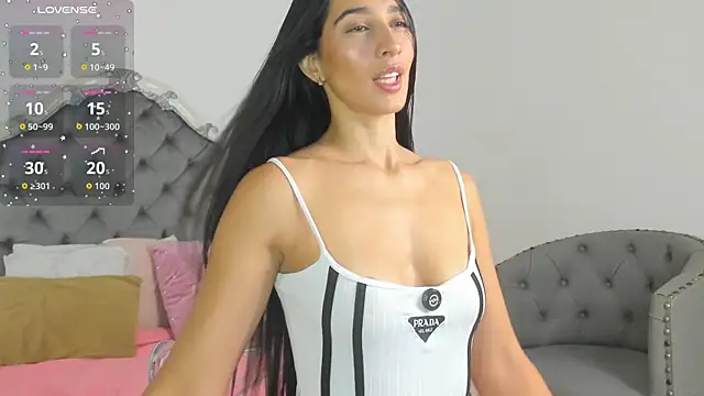 Valentina Ross  online show from 07-28-26, 12:23