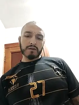 KenllyH online show from 12-05-25, 01:03