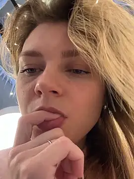 ValenciaShock online show from 11-22-25, 07:07