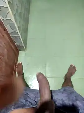 Snapshot of yo19boy chatting on 12-27-24, 10:01 yo19boy online show from 12-27-24, 10:01