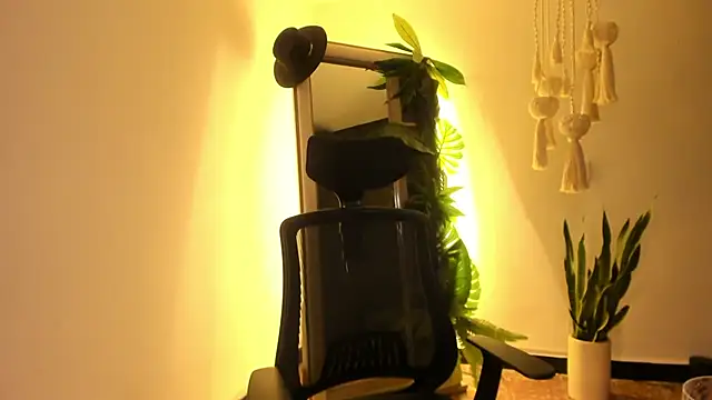 Mala Bad online show from 03-12-25, 04:56