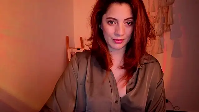 Snapshot of Mala_Bad chatting on 05-13-26, 03:09 Mala Bad online show from 05-13-26, 03:09