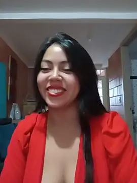 Snapshot of leah_passion chatting on 05-27-26, 10:51 leah passion online show from 05-27-26, 10:51