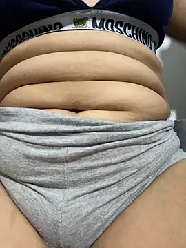 Lucia-Candy online show from 10-28-25, 02:37