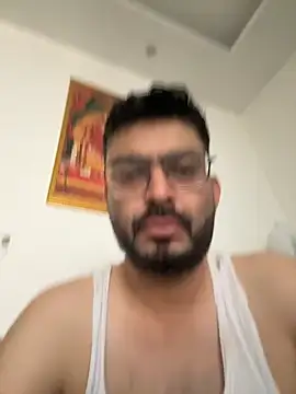 Snapshot of hot_rajat chatting on 06-19-26, 03:44 hot rajat online show from 06-19-26, 03:44
