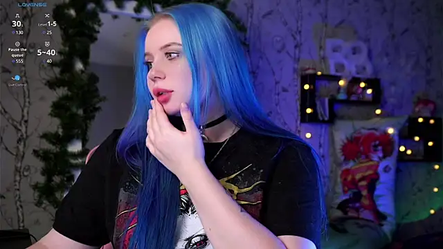 Moon Valkyrie online show from 12-25-24, 01:51