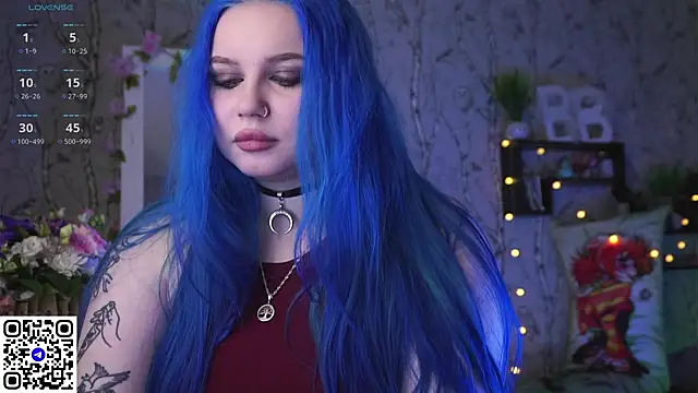 Moon Valkyrie online show from 03-09-25, 09:13