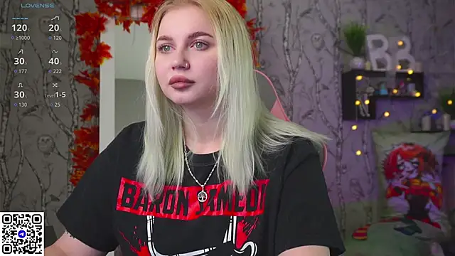 Moon Valkyrie online show from 11-07-25, 08:14