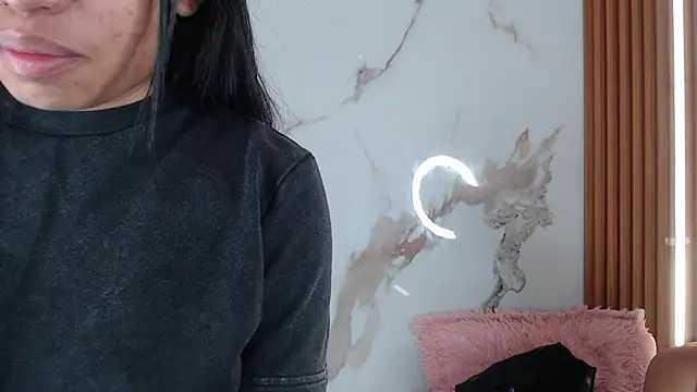 mary live online show from 11-16-25, 12:44