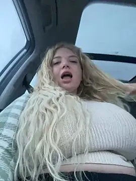 OdriOlsens online show from 12-30-24, 07:26