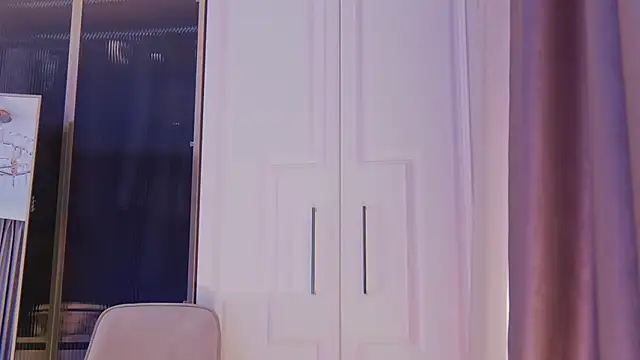 MilaDYstarlight online show from 03-07-25, 08:22